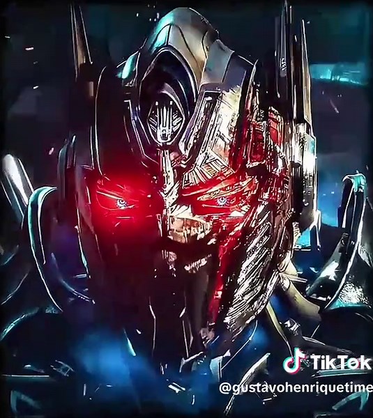 Optimus Prime Transformação: Edição Imperdível