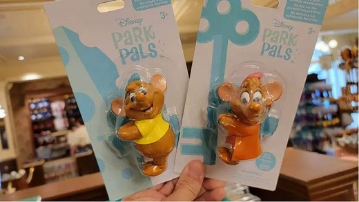 New Cinderella Jaq And Gus Park Pals Available At Disney World! | Chip and Company