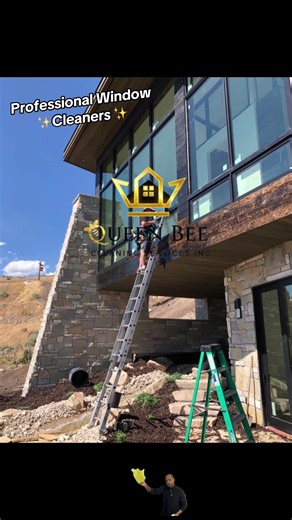 Professional window cleaners of the High Desert #windowcleaning #windowcleaner #fyp #cleaningvideos
