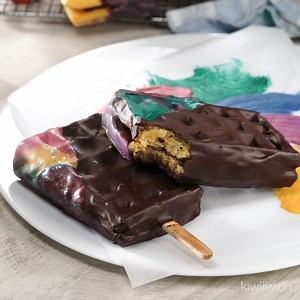 Pastel y muchos colores, estas paletas son un increíble postre para festejar a tus hijos, ¡descubre cómo cocinarlas! Receta 👉 https://bit.ly/3MylYFW | kiwilimón