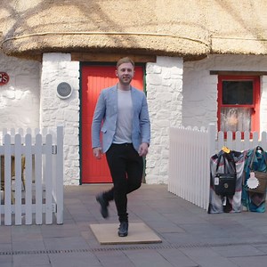250K views · 1.7K reactions | A Walmart security guard who’s also an Irish dancer? Yep. Meet Lee! Congrats on being one of the winners of the Walmart Associate Talent Search! | Walmart | Facebook