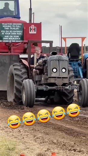WOMAN TRACTOR BOUNCING 😂😂 #video #sports #funexperience #socialmedia #freestuff #engine #Halloween #startup #nolimit | Muskan sharma