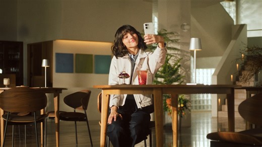 46K views · 357 reactions | 盧 Stylish Selfies  Purrfect Pets 六‍欄‍六 Gorgeous Group Photos Here's how to unleash your creativity with AI Studio on the #OPPOReno13Series #OPPOAIPhone | OPPO | Facebook