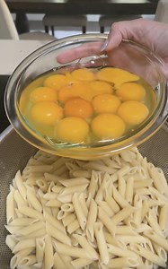 4.4K views · 26 reactions | fastest dinner ever--egg pasta! woman...