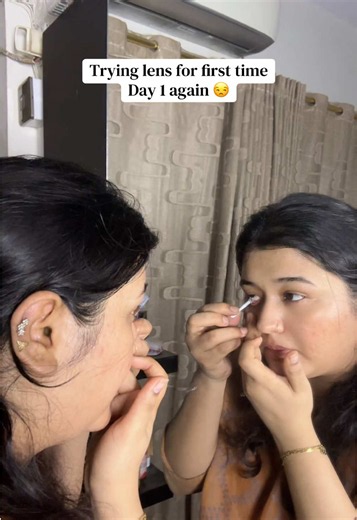 Applying Contact Lenses for the First Time: Day 1 Experience
