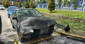 Driver runs red light, succumbs to injuries in collision with another car | New Straits Times