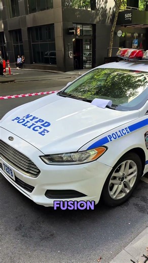 Lights, camera, action!! Here’s how a 2015 Ford Mondeo is dressed up to look American