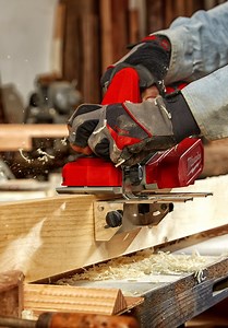 The Best Heavy-Duty Cordless Planers