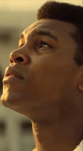 Muhammad Ali’s Emotional Visit to Mecca (1972) 🕋✨ | Rare AI Reimagined Moment