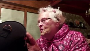 Des paillettes din ch’nord 🤣 Avec les sous titres on rigole encore plus 🤪 #monafm #monafmnord | Mona FM