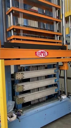 Vertical expander for AC manufacturing#heatexchanger #airconditioning