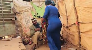 14K views · 729 reactions | Quand Mah veut imiter le '' Sifoni Tala'' de Mariam Bah Lagaré devant Boua, ça donne ça, même son maudit de fils veut s'immiscer dedans, juste pour rire 藍. Rendez-vous ce soir dans la salle de la jeunesse à Abaladougou Kenièba pour mon spectacle face à face avec DJELI Lakare-Kalou Soumano animation assurée par DJ VAN aux doigtés magiques. | Gawa Chouwabaly Off | Facebook