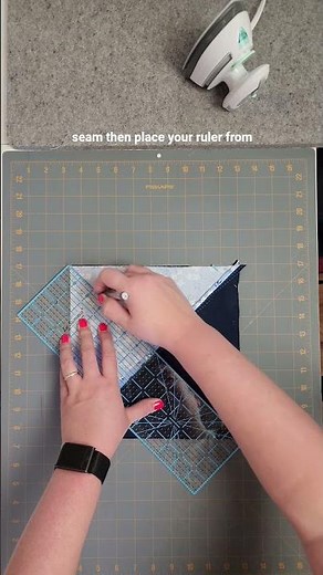 Beginner Quilter? Learn How to Sew a Quarter Square Triangle (QST) Block aka Hourglass Quilt Block