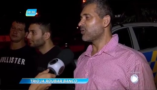 *NESTE MOMENTO* 🚨 *PMGO* 🚨 *PM2* 🚨 *CPC2* 🚨 *ROTAM* 🚨 *ROTAM20* 🚨 *BOPE-DF* *ROTAM ⚡ EM COMPARTILHAMENTO DE INFORMAÇÕES CONFRONTA COM CRIMINOSO FORAGIDO DA JUSTIÇA E QUE USAVA DOCUMENTO FALSO, RESPONSÁVEL POR VÁRIAS AÇÕES DE ROUBOS A CARRO FORTE, BANCOS E BASES DE VALORES E TAMBÉM NA MODALIDADE DOMÍNIO DE CIDADES PRATICADAS EM VÁRIOS ESTADOS DA FEDERAÇÃO* No fim da tarde de hoje, durante tentativa de cumprimento de um mandado de prisão em desfavor do criminoso, o mesmo ao notar a presença 