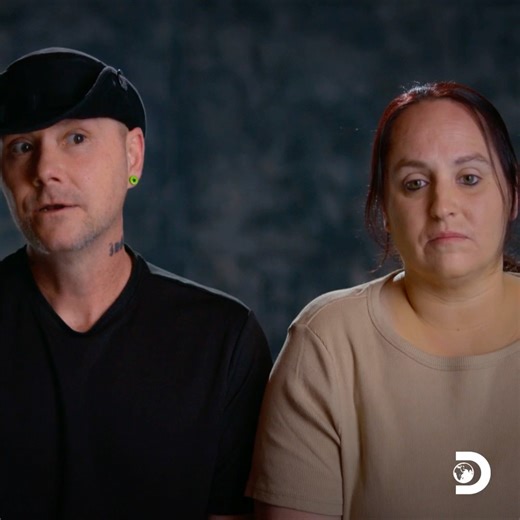 What could have made these footprints? Was it an alien? 👽 #AlienEncounters: Fact or Fiction new Wednesdays at 10p ET on Discovery | Discovery