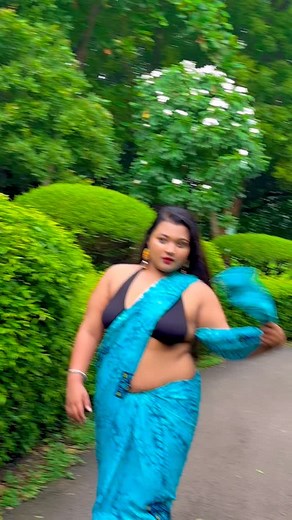 1.9K views · 1.4K reactions | Qayamat Qayamat❤️❤️ | Esha Gupta | Facebook