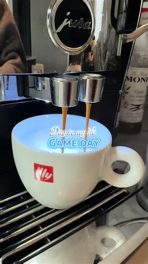 A Day in My Life: Game Day Vlog Experience