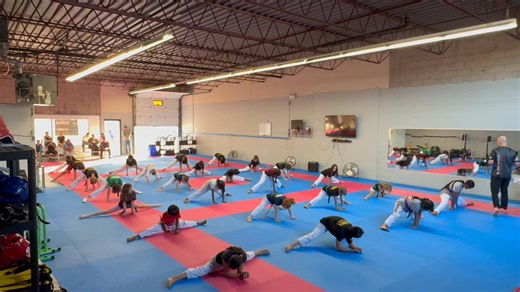 Kids class counting out their stretch #tkd #taekwondo #stretching #flexibility #martialarts #korean | Sarnia Olympic Taekwondo