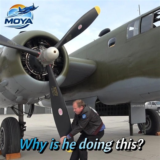 Do You Know What This B-25 Pilot is Doing with the Propeller? #aviation #history