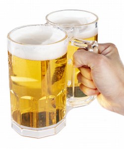 Two-Fisted Drinker: The no-spill way to hold two drinks in one hand.