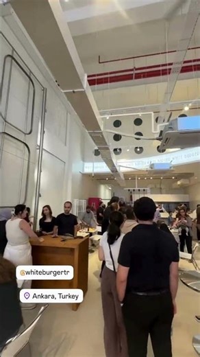 MASTERCHEF SERHAT BURGERCİ AÇTI DÜKKAN DOLDU TAŞTI