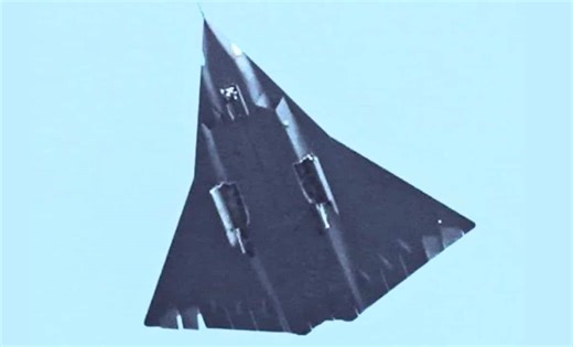 Chinese 6G Surface Could Turn Enemy Radar Beams Into Power for Stealth Aircraft
