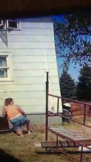 Lady Falls From 2nd Story Due to Ladder Slipping