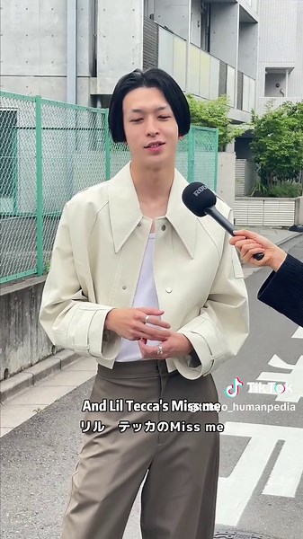 Model tries Chinese online shopping for the first time! 🛒#interview #fashion #outfit #model #japan