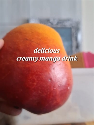 Delicious and Creamy Mango Smoothie Recipe
