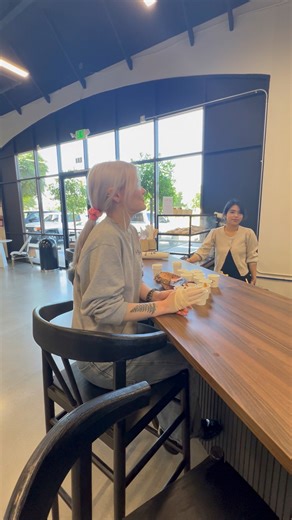 ATTENTION: Your local neighborhood laundry 🧺 mat is finally open. On August 2nd, we posted a picture of the construction of The Mat. Today, I drove by and discovered it is now officially open. 🥳 I've never been to a luxury laundry mat. It’s so cute, cozy, and it has a great vibe. You can sit at the coffee bar, have a drink, and eat snacks. Or hang out in the lounge area, read a book, work on your laptop, or just relax. It was a pleasure to meet Sam, who provided a breakdown of the services tha