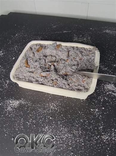 Gross But Edible Cat Litter Cake