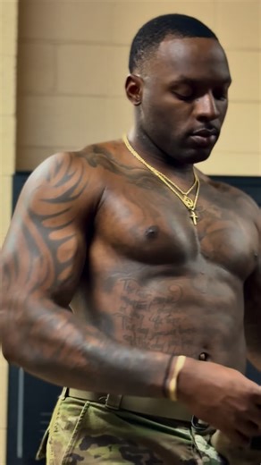 131K views · 9.1K reactions | Your Favorite Soldier  . . #fitness #gym #workout #fit #imhim #fitnessmotivation #motivation #bodybuilding #training #health #fitfam #sport #calisthenics #lifestyle #healthy #gymlife #love #healthylifestyle #personaltrainer #muscle #instagood #weightloss #exercise #gymmotivation #explorepage #share | Devocye Sanders | Facebook