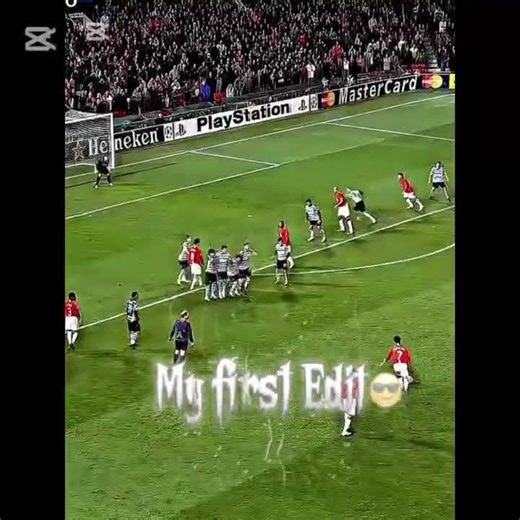 He shoot the ball to my house 😂 #football