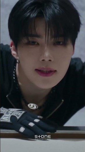 ZEROBASEONE (제로베이스원) "ICONIK" MV｜#Shorts