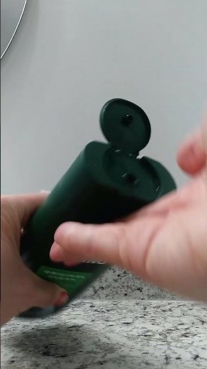 In Hand Review of Irish Spring Original Clean Body Wash