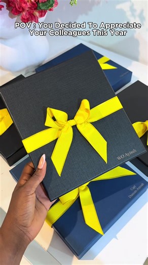 You decided to get diary sets for your colleagues and you didn’t stop there you customized each one with their names💕 That’s not just gifting. That’s intentional appreciation. A diary to plan their goals. A pen to execute their ideas. And their name elegantly printed on it because recognition should be personal❤️ At Lush & Lilies, we believe corporate gifting should feel thoughtful. Every diary set was carefully curated, branded, and packaged to reflect value, excellence and attention to detail