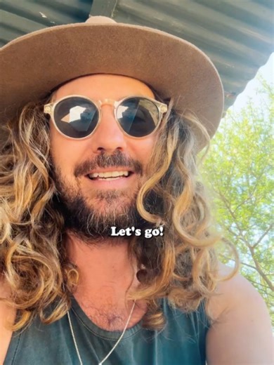 Jeremy Loops on Reels