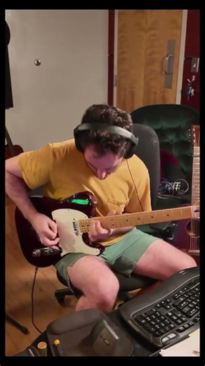 Jamming #56 — Nice take by ‪ ‪@samchoate1719‬ 🔥⚡️ #JamAlongBackingTracks #rockballads