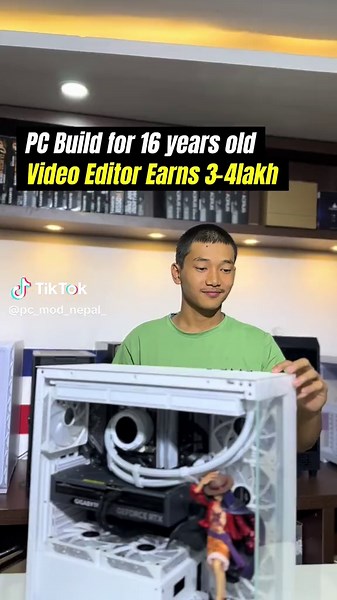 Inspiring 16-Year-Old Making Waves in Gaming Community