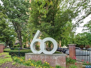 60 E Parkway Dr 11C #11C, East Orange, NJ 07017 - MLS 25009421 - Coldwell Banker