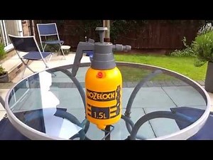 Hozelock 1.5L pump sprayer demo