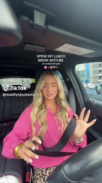 Another day another lunch break vlog! 🌸🫶🏼✨ 30 min quick lunch break to get out of the office for a brain break!! 🫶🏼 #9to5 #dayinthelife #dayinmylifevlog #Vlog #timestamps #unfiltered #coporatelife #corporategirlies #officeasmr #inoffice #officejob #workday #workdayinmylife #working #corporate #25 #fyp #foryou #Lifestyle #lunchbreak #lunchtime #lunchbreakatwork #brainbreak #shopping #boutique