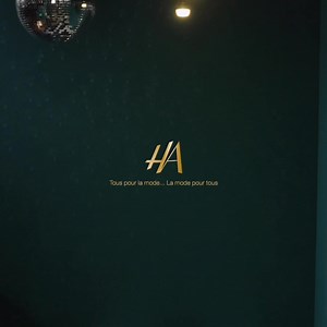 Propagez la magie 🌟des festivités🎊 et inspirez-vous de nos tenues de fête HA🕺💃🥳 Vous n'avez qu'à composer, matcher et célébrer avec vos proches 🌟🌟 | HA