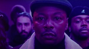 MC Solaar fait la fête à sa manière dans son nouveau clip "Pierre-feuille"