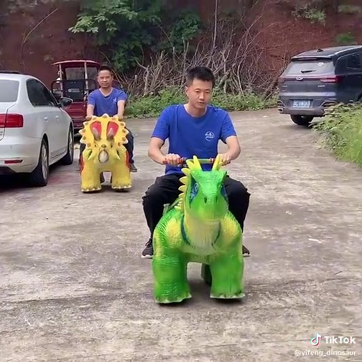 Amusement Park Dinosaur Ride by Yifeng Dinosaur#ride#batterycar #dinosaur #animatronic #handmade #dinosaurcar #electroniccar #dinosaurride #kidcar #playground