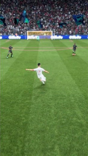 FC26 Cristiano Ronaldo ile Vole Vuruşuyla Ortasahadan Doksana Gol Atmak #fc26 #fifa #ronaldo #cr7