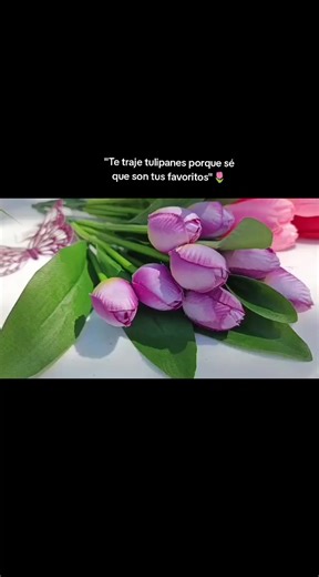 Ramos de Tulipanes Eternos Disponibles en Guatemala