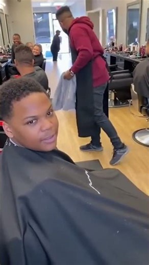 Peacock Crashes Haircut! Teen Frozen Mid-Shave 😂🦚