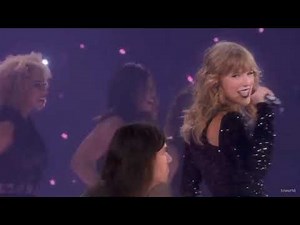 Taylor Swift Style Love Story You Belong With Me Mashup at #reputation Stadium Tour 2018