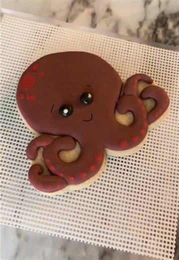 Creative Cookie Decorating Ideas with Octopus Theme
